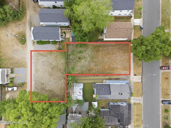 715 Brooks Alley, Wilmington, NC 28401