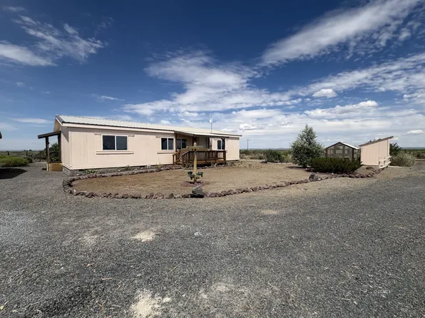 92062 Oster Farm Ln, Christmas Valley, OR 97641