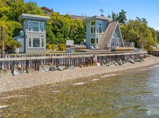 677 Finch Way, Camano Island, WA 98282