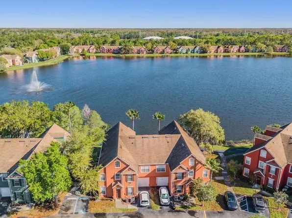 9552 Lake Chase Island Way #9552, Tampa, FL 33626