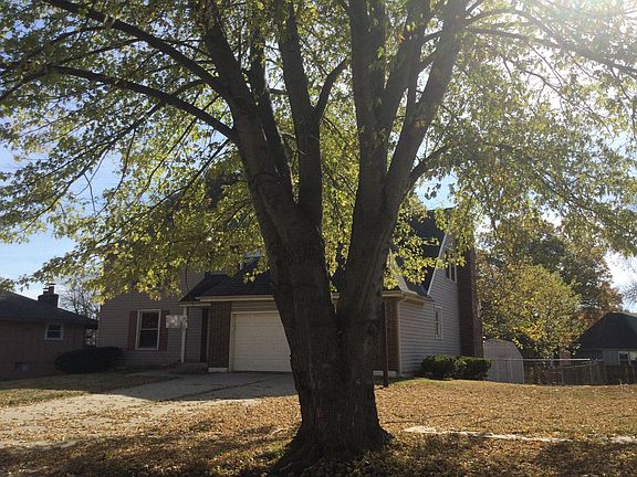 2nd image of 7109 E 131st St
