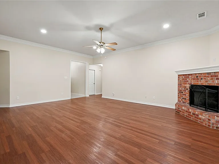 1407 Fincastle Loop — Photo 4