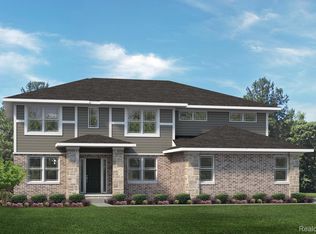 2792 Enclave Dr, Rochester, MI 48363