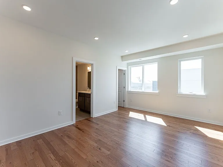 N5 Flats — Photo 17