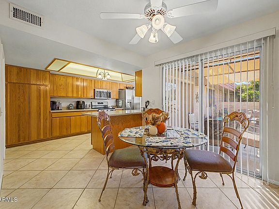 5th image of 9501 W OAK RIDGE Drive