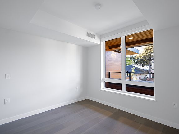 5th image of 485 W 63rd Ave #203