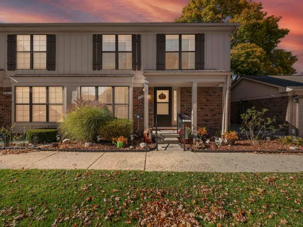 31605 Juniper Ln, Warren, MI 48093