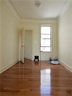 Rented by DSA Realty | media 44