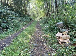 565 Kallman Rd, Forks, WA 98331