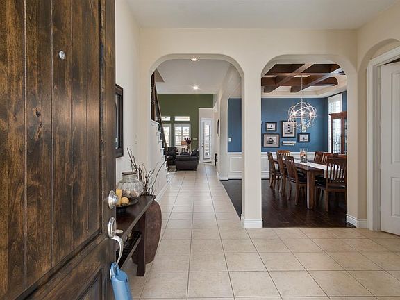 3rd image of 853 Coastal Ct
