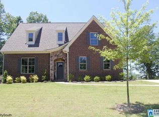 5882 Shades Run Ln, Birmingham, AL 35244