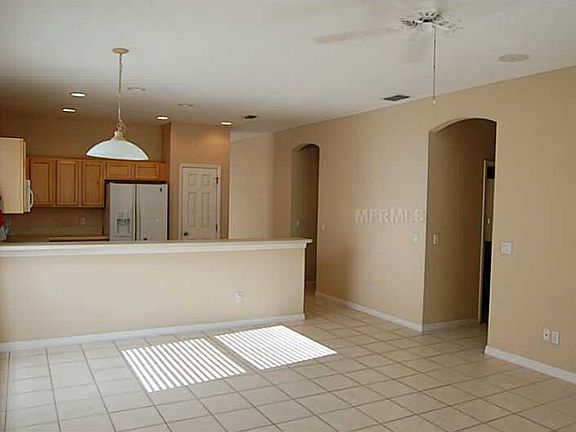 4th image of 247 Bonville Dr