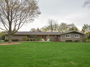 5750 S 92nd St, Hales Corners, WI 53130