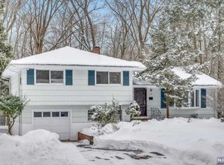 138 Maple Ave, Closter, NJ 07624