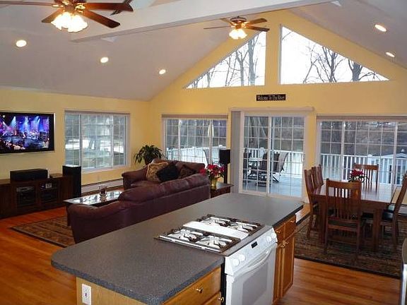 Great Room walkout to Deck