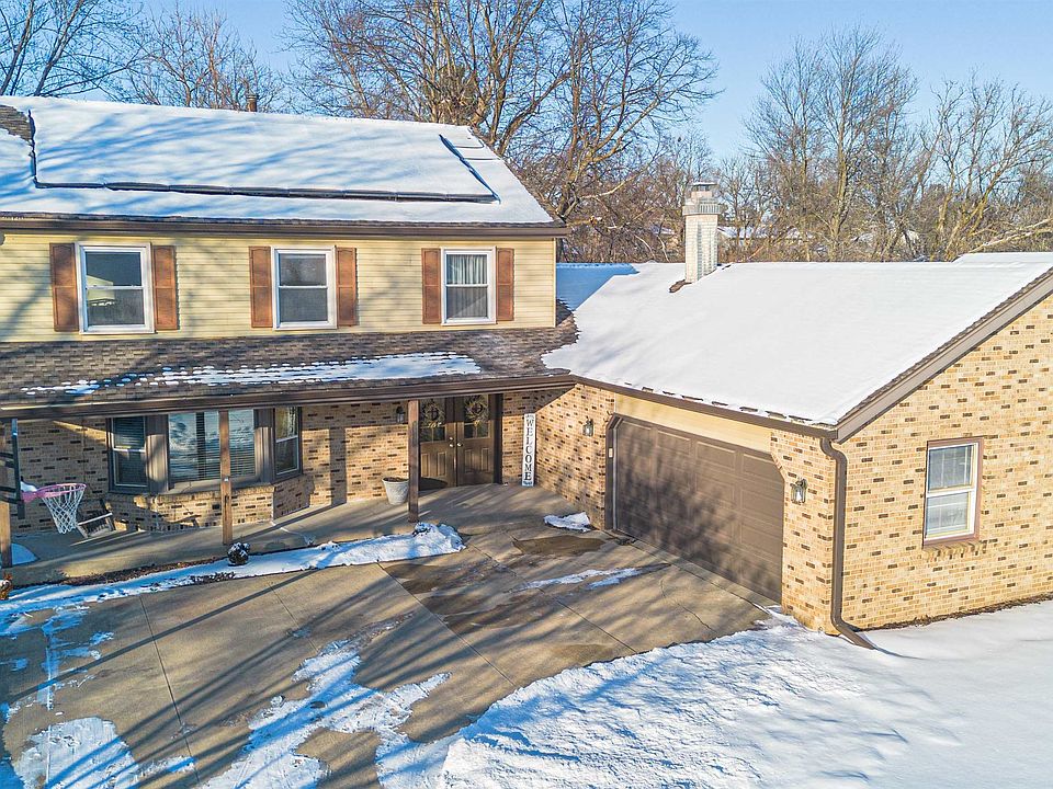 1st image of 5910 Creekside Ln