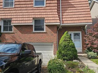 85 Albright Rd #45, Hamilton, ON L8K 6H1