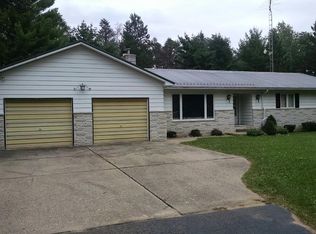 63 E Arthur Randall Dr, Mio, MI 48647