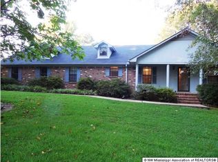 61 Penny Cv, Senatobia, MS 38668
