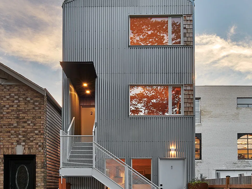 278 Campbell Ave #UPPER
