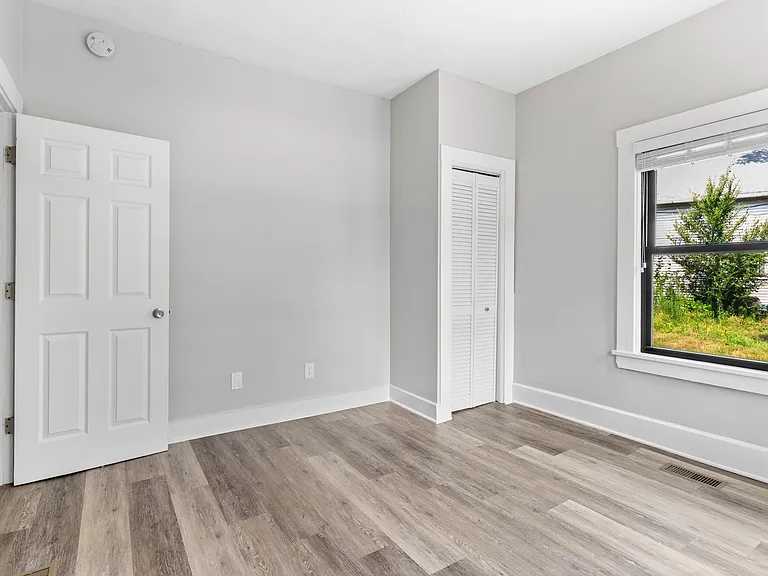 3800 Woodbine Ave #1 — Photo 14