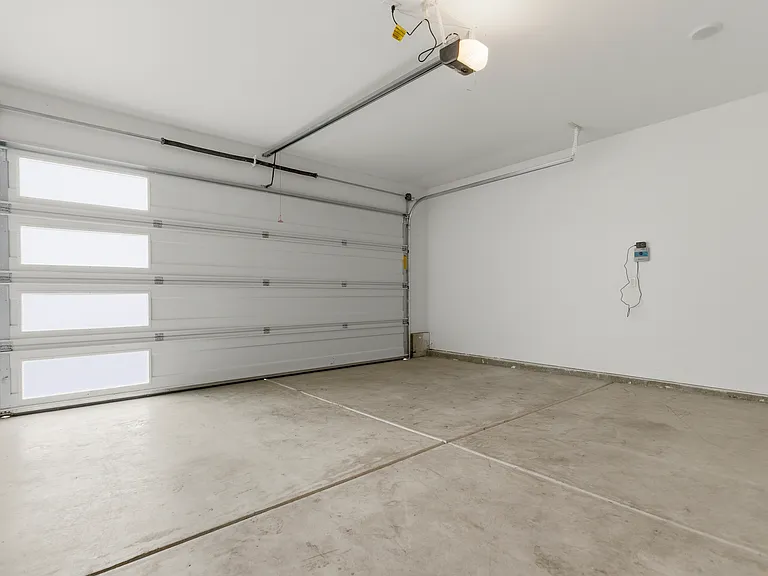 1118 SW Dottie Ct — Photo 16