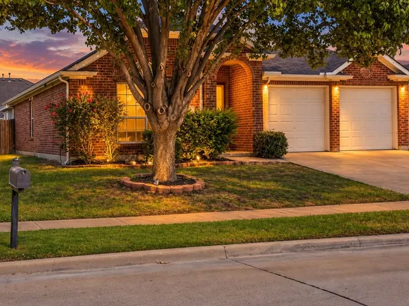 1029 Abigail Dr, Arlington, TX 76002