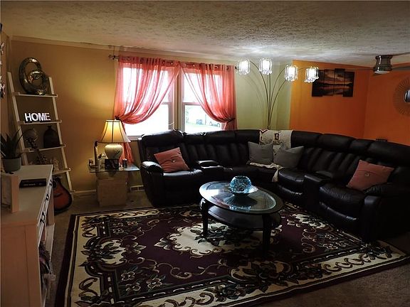 3rd image of 58 Blackwell Ln