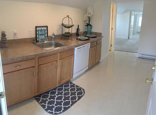 576 Chicopee St, Chicopee, MA 01013