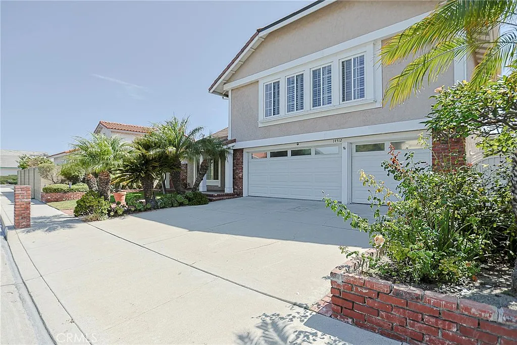 4 bed, 3.5 bath, 2800 sqft, $5,500 — Photo 2