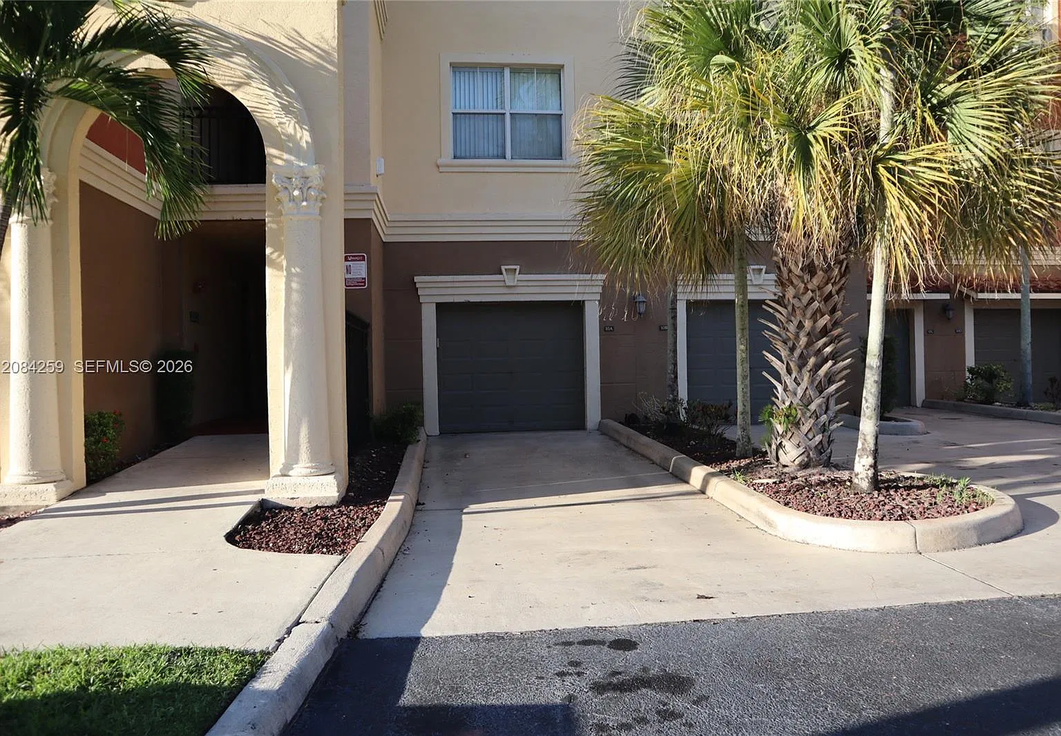 4400 SW 160th Ave — Photo 1