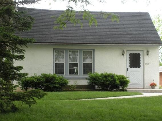 2nd image of 2040 N 114th St