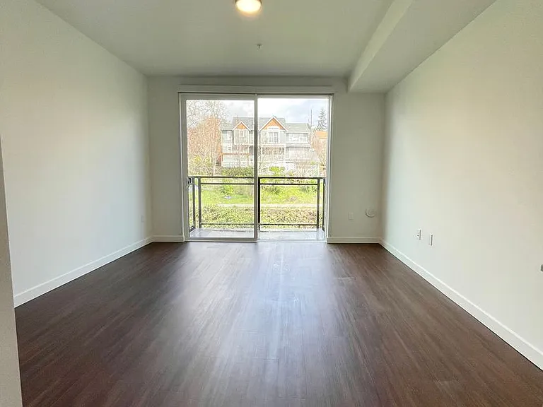 Spur Apartments — Photo 116