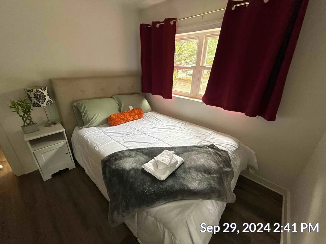3 bed, 1156 sqft, $4,000 — Photo 1