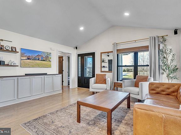 5th image of 35676 Golf Course Dr