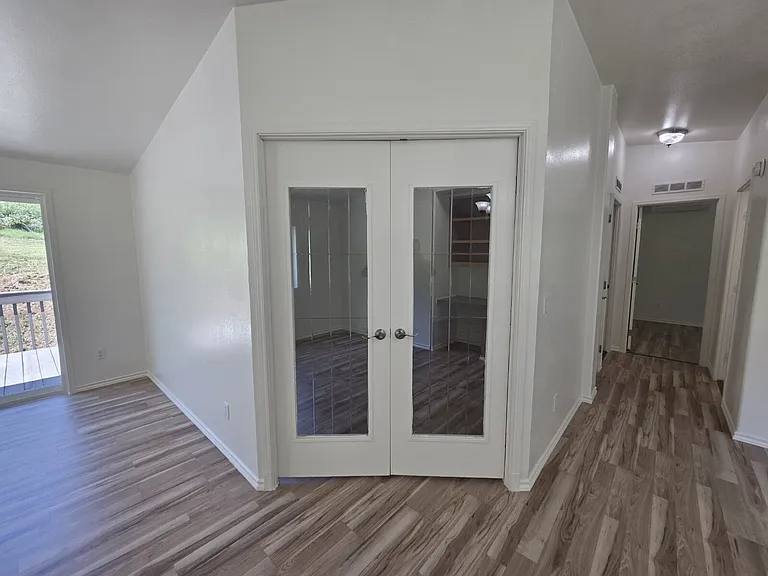 3950 Shoestring Rd — Photo 11