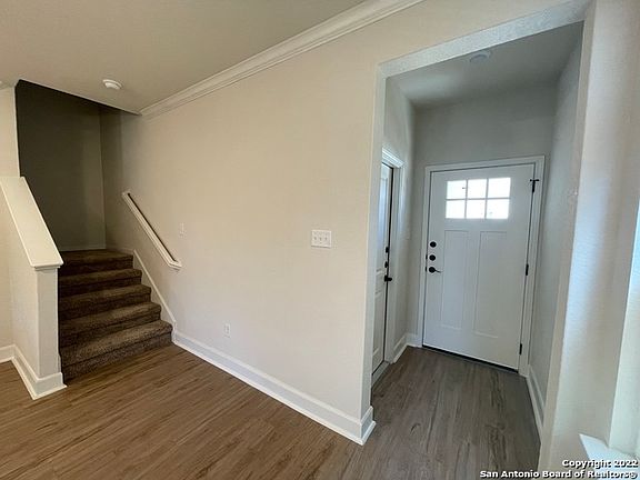 3rd image of 10347 W Lynwood Ave #102