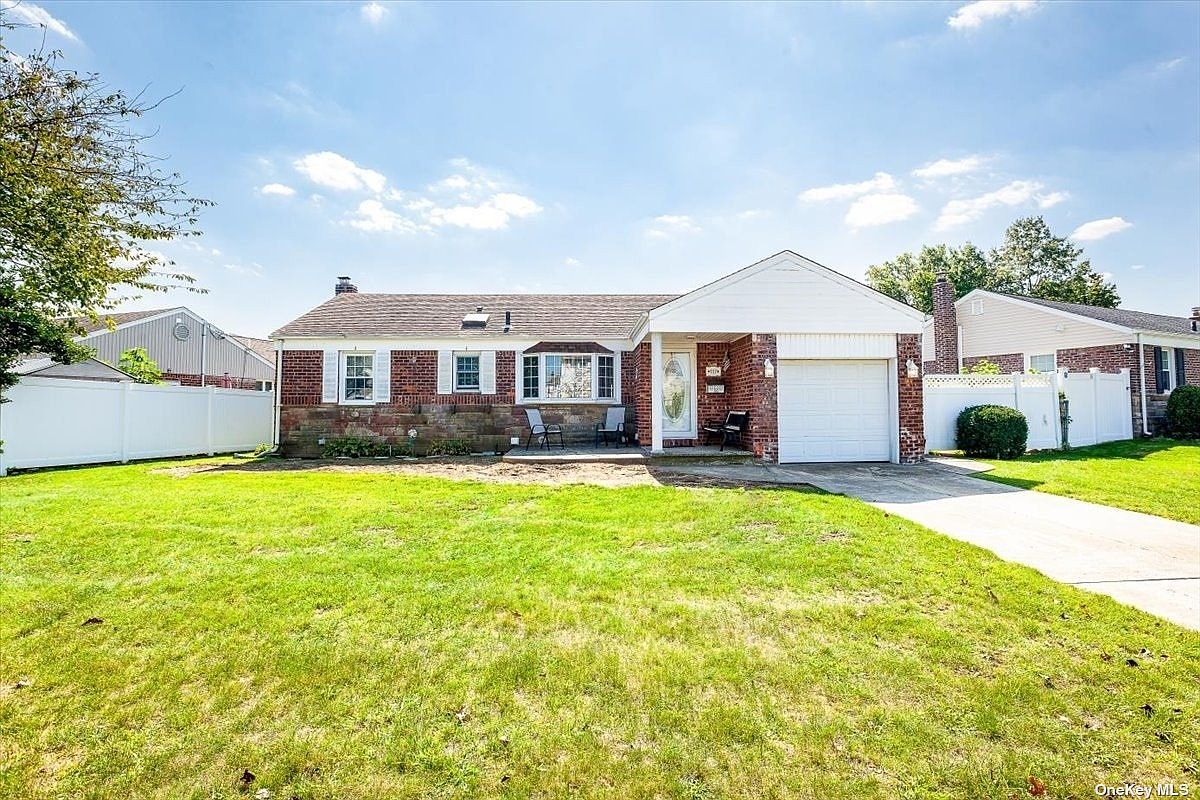 727 Cypress Drive, Franklin Square, NY 11010 Zillow