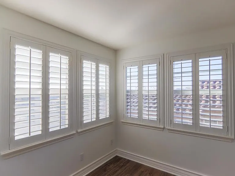 415 N Cedros N — Photo 25