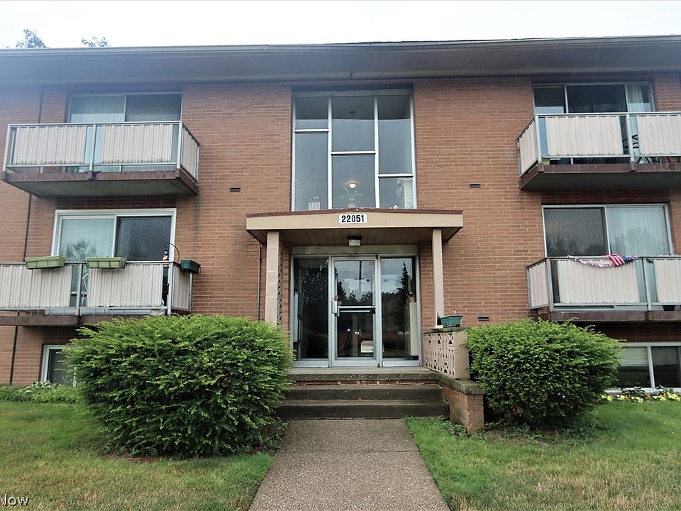 22051 River Oaks Dr Rocky River, OH, 44116 Apartments for Rent Zillow
