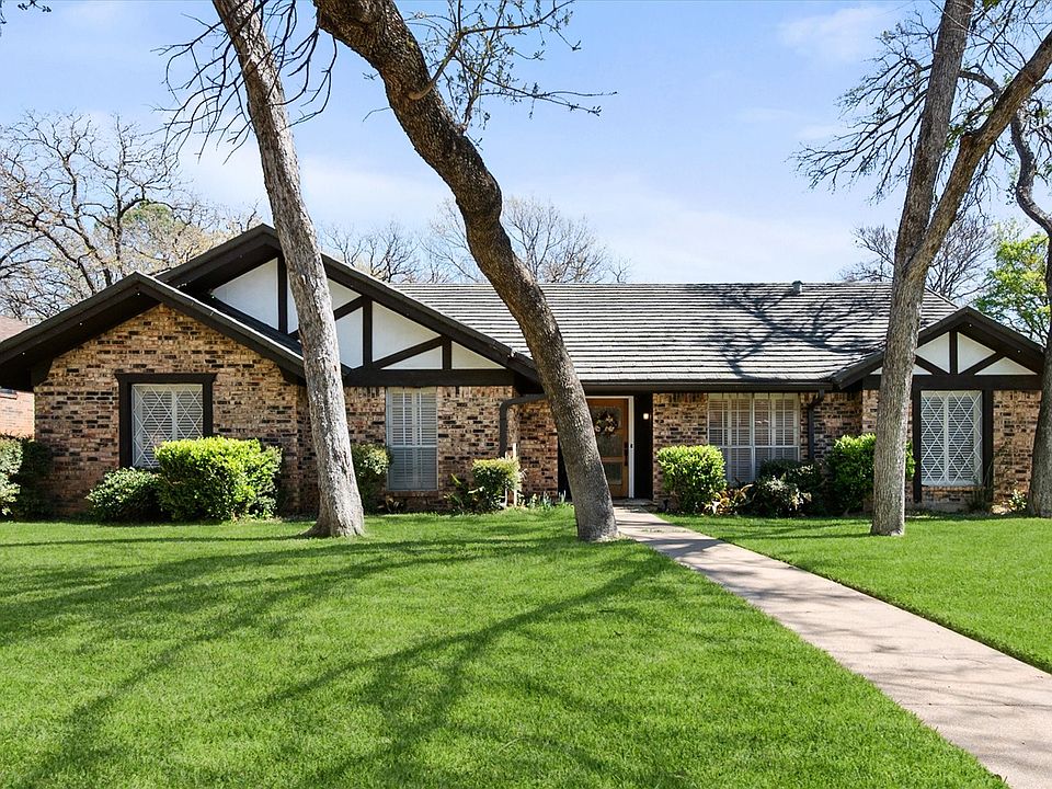 1st image of 1809 Hillvalley Dr