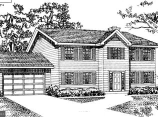 511 Thunderbird Dr, Lusby, MD 20657