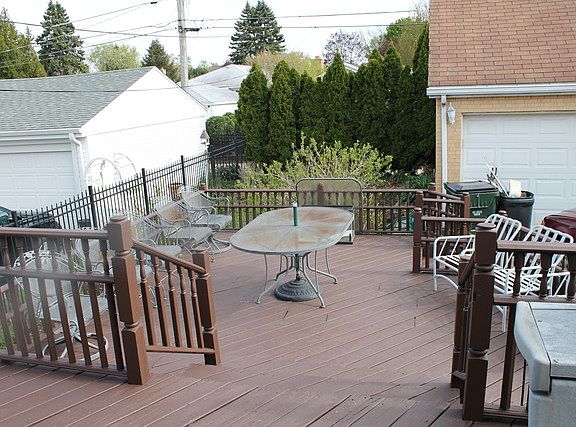 2nd image of 6955 W Jarvis Ave