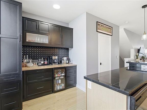 5th image of 4565 Madison Ave