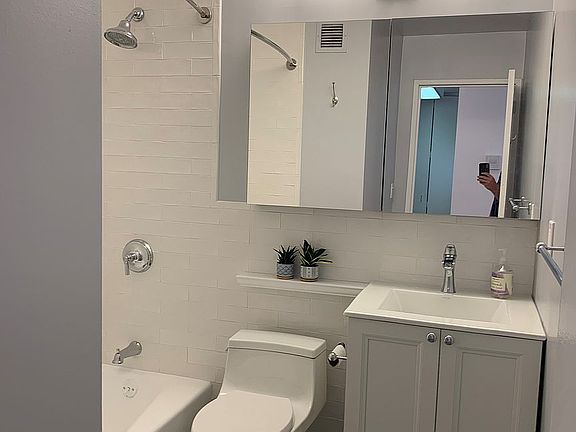 4th image of 275 W 96th St APT 11Q