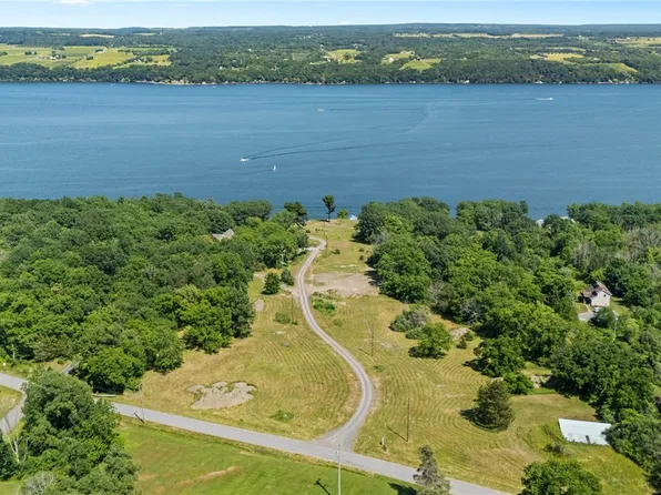 3 Red Cedar Ln #22, Dundee, NY 14837