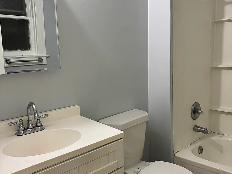 1-395 Connecticut St — Photo 9