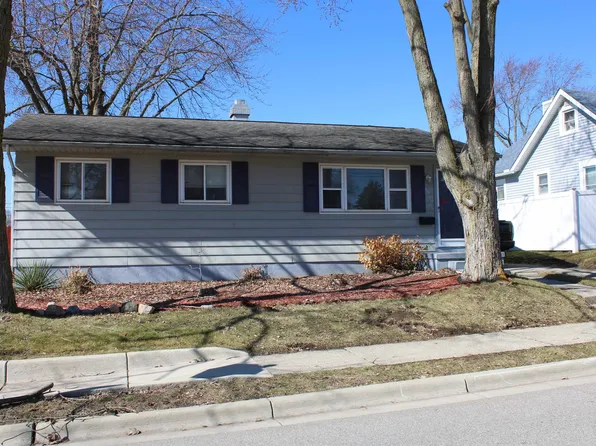 5054 Fairchild St, Swartz Creek, MI 48473