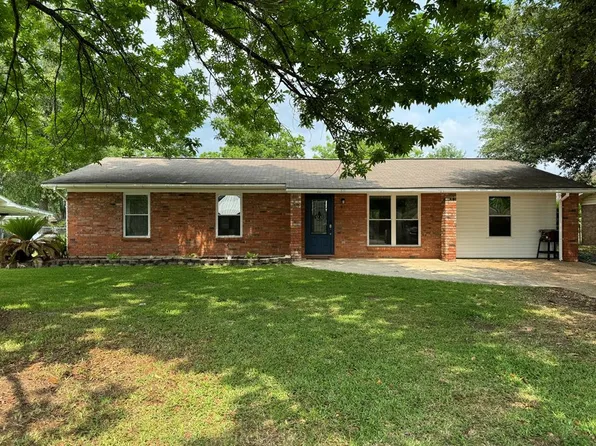 1111 Palm St, Vidalia, LA 71373