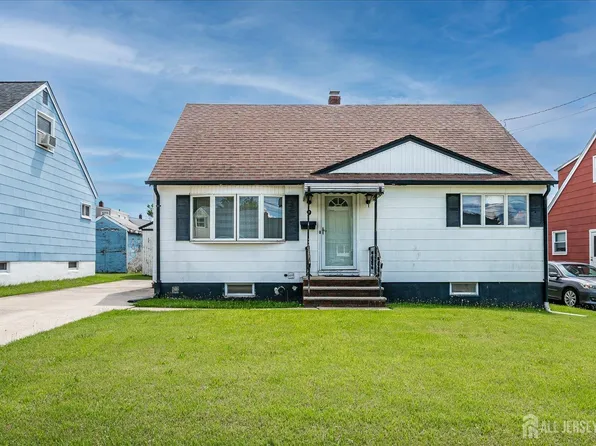 9 Lovely Dr, South Amboy, NJ 08879